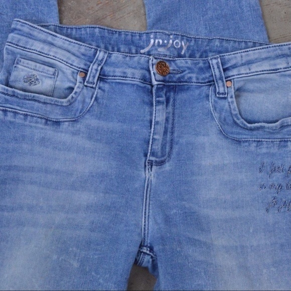 J& Joy Light Wash Skinny Jeans, Size 31/32 - Picture 12 of 16